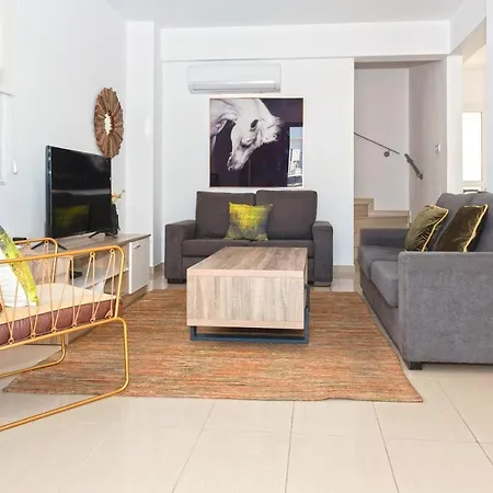 Napa Greco 3bdrm W/ Pvt Pool,