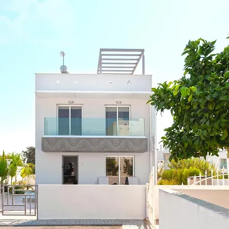 Villa Napa Greco 3bdrm W/ Pvt Pool,